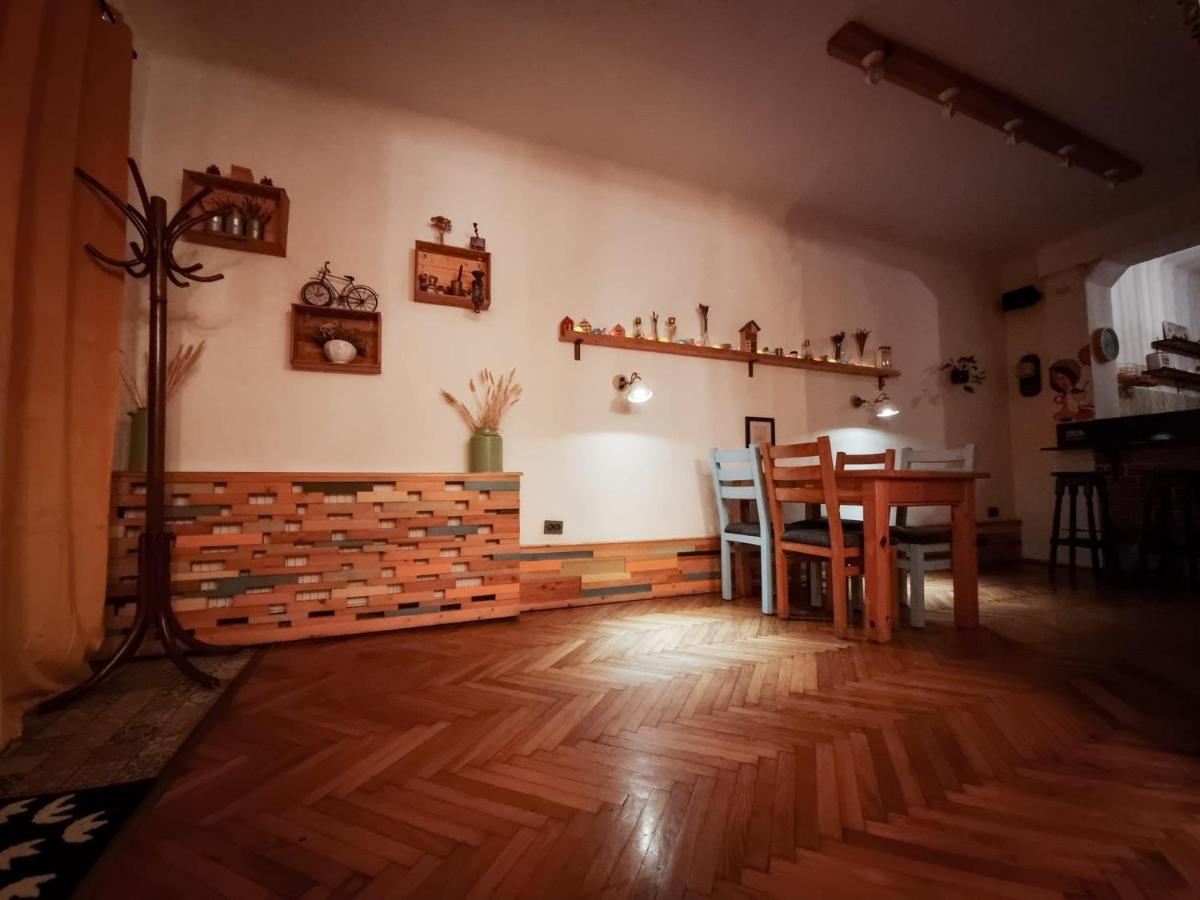 Home Central Apartment 브라쇼브 외부 사진