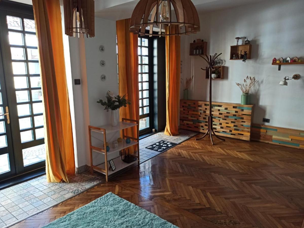Home Central Apartment 브라쇼브 외부 사진